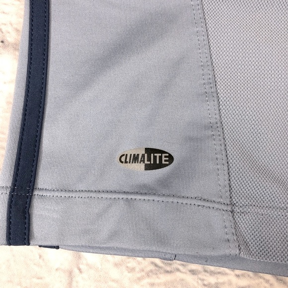 Adidas Racerback sports bra Size Small Light blue Stretchy Lined no padded cups - Picture 5 of 10